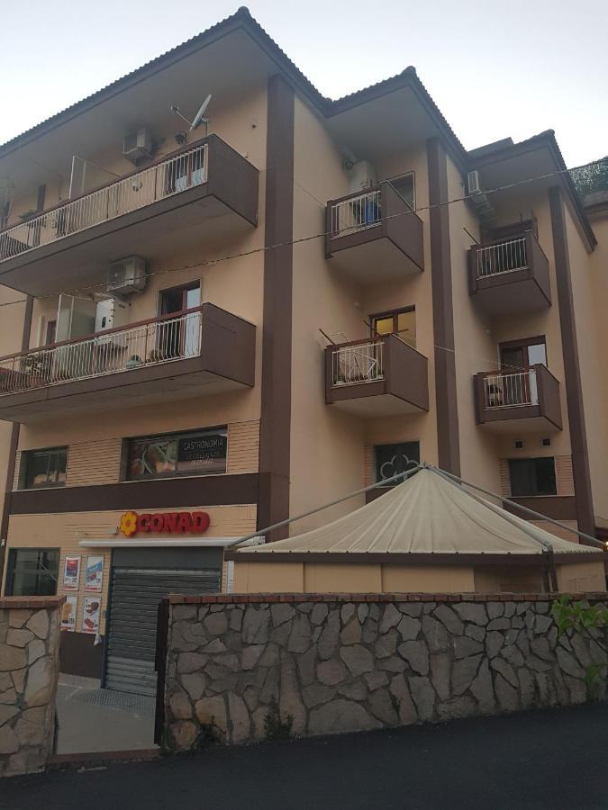 维克艾库塞Santa Maura公寓 外观 照片